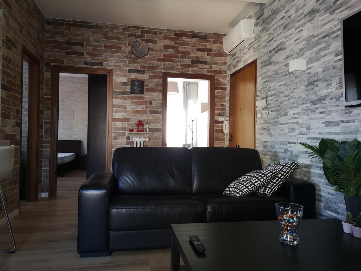 Queen East Verona Apartments Exteriér fotografie
